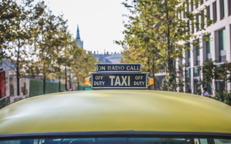 Taxi de sustitución automático de cinco plazas en Palma de Mallorca
